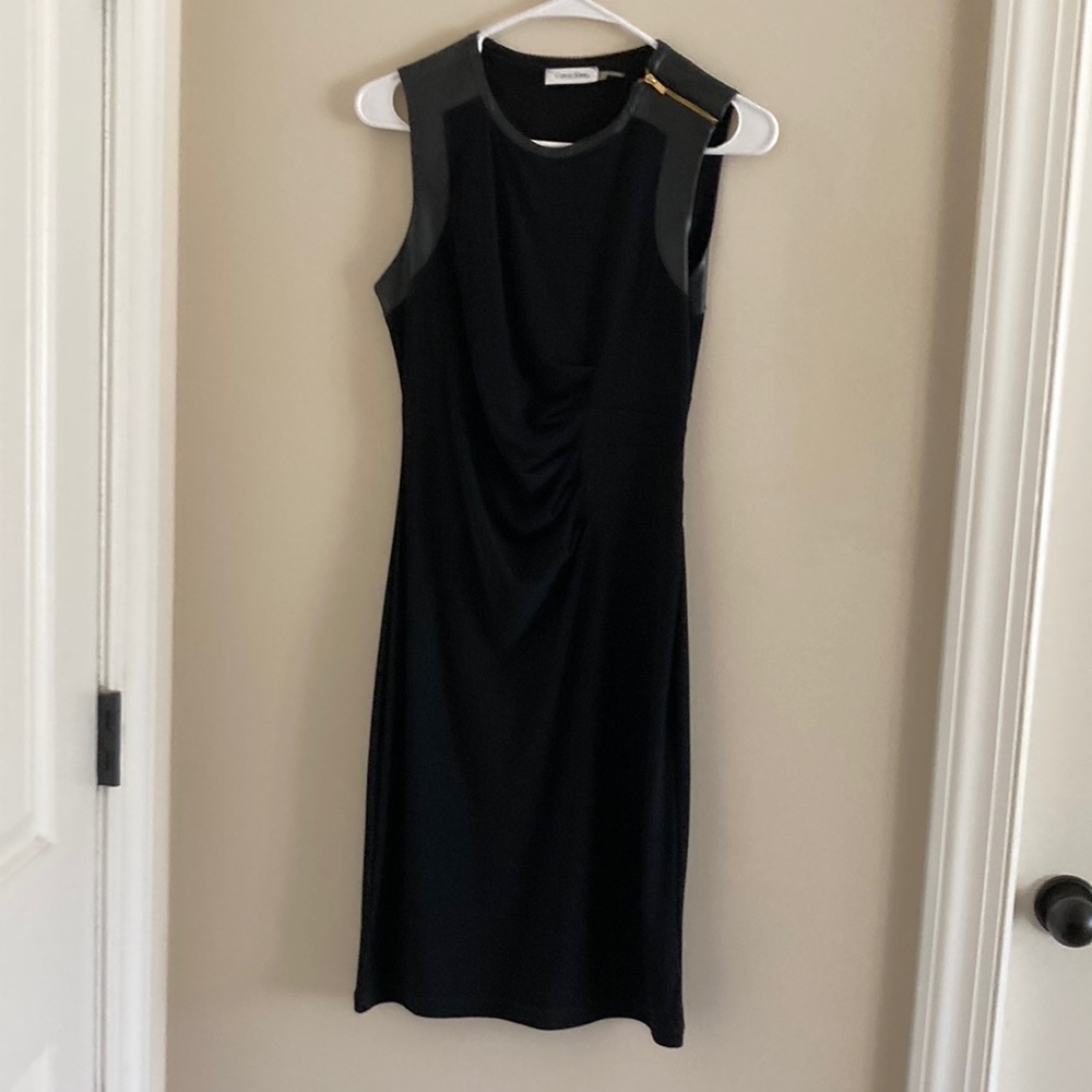 Calvin Klein black, faux leather trim size 4